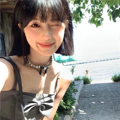 她是我爸爸
